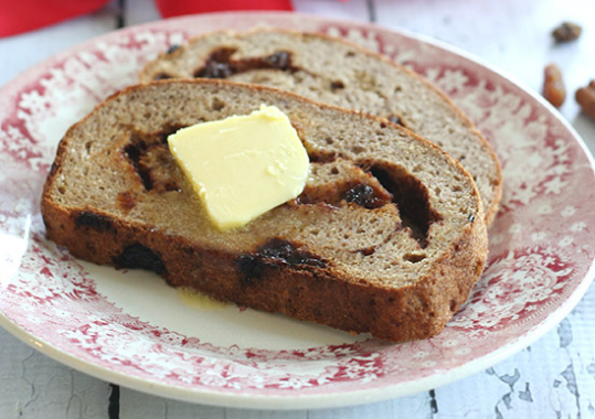 Cinnamon Raisin Swirl Bread